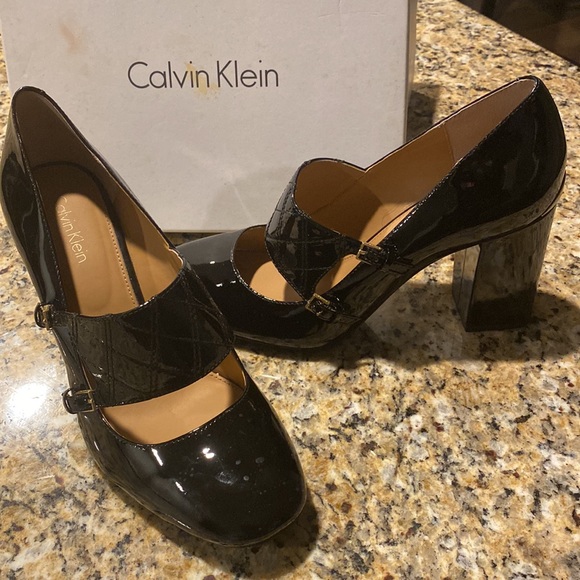 Black Calvin Klein Patent Leather Women’s Shoe size 8. Worn once on carpet. - Picture 3 of 5